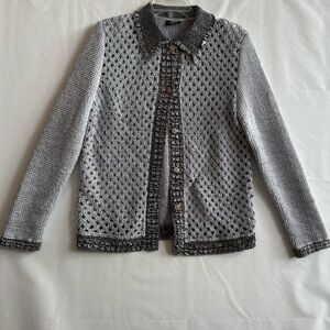Elegant Women's Black and Gray Textured Blazer